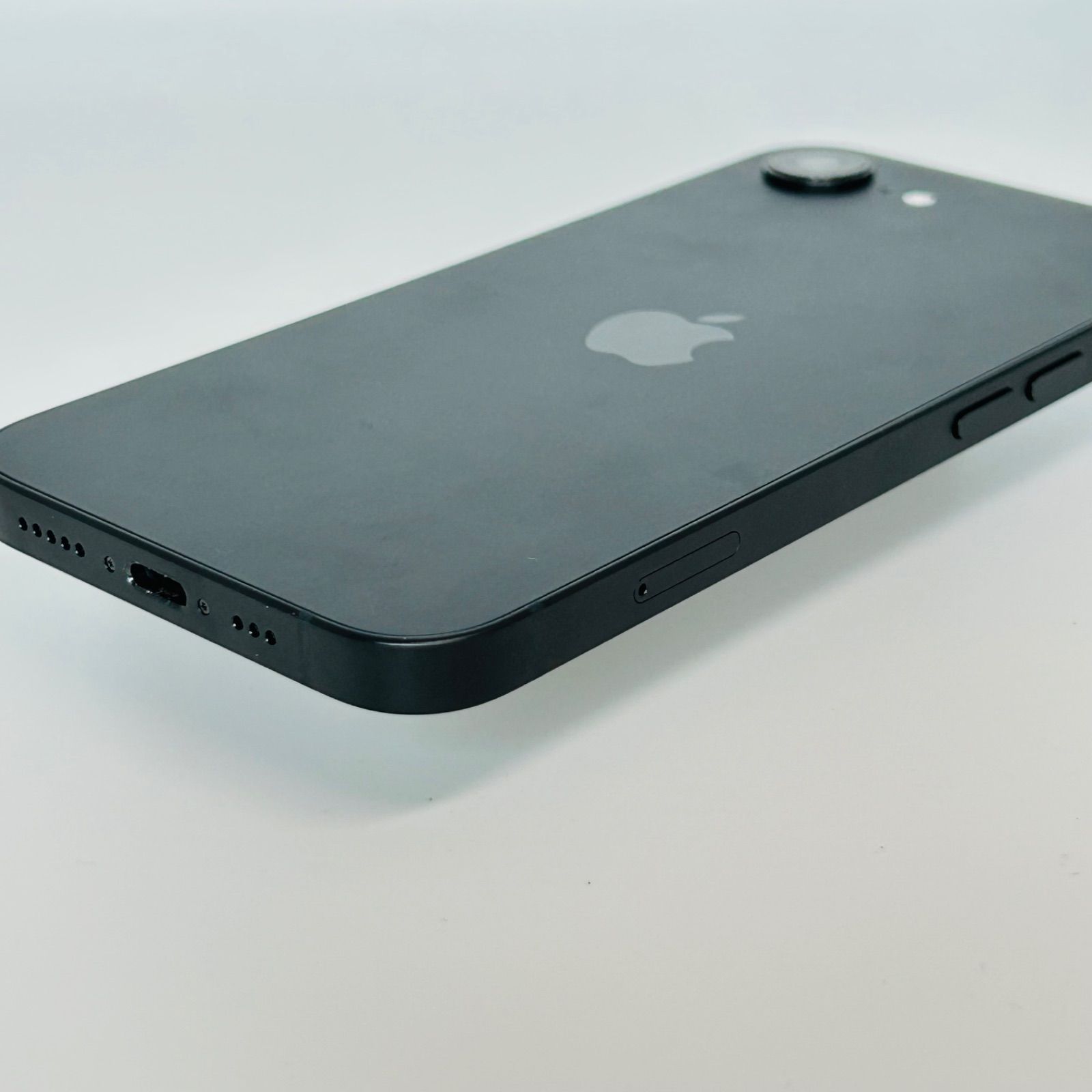 2025年発売モデル】 バッテリー100% iPhone16e 128GB ブラック SIM