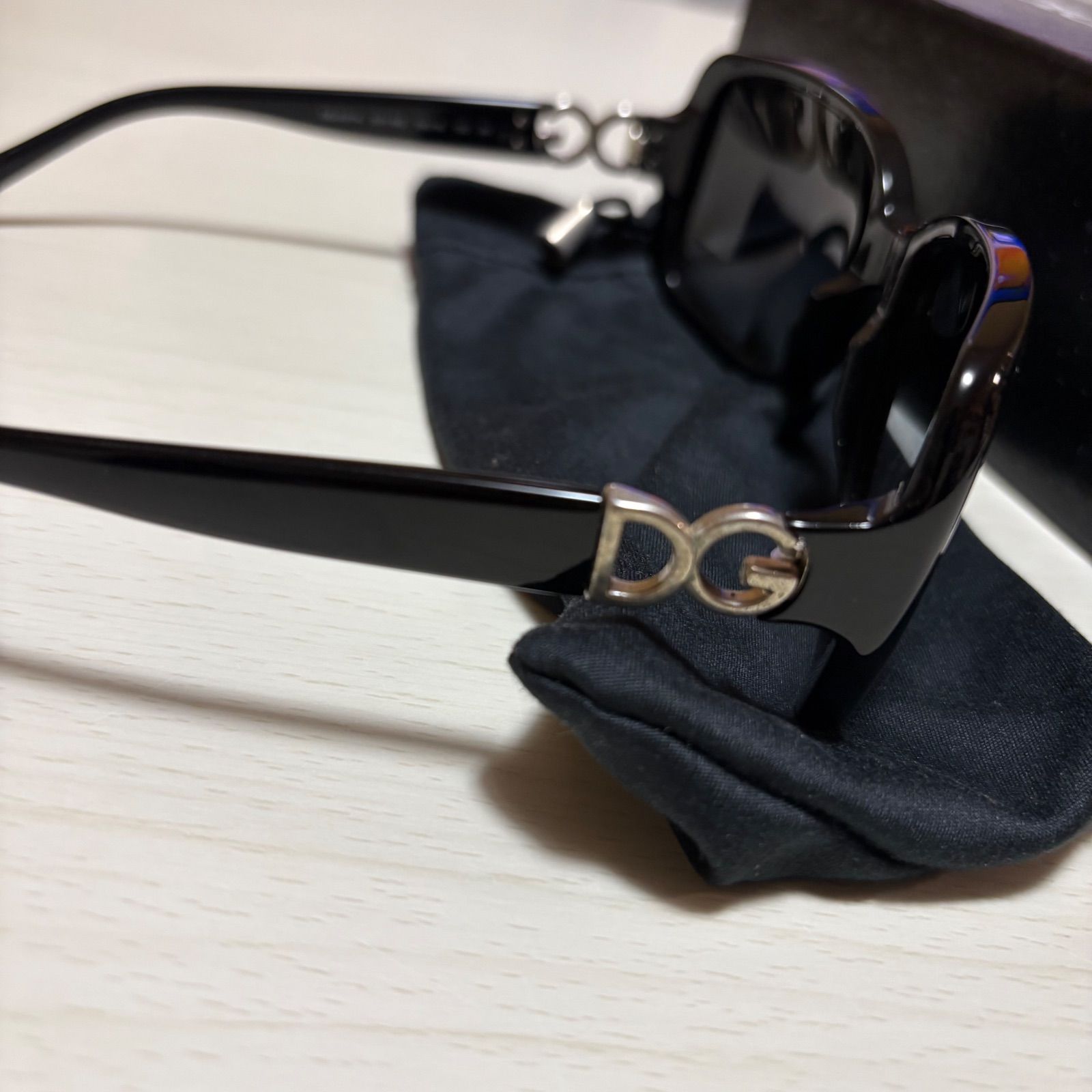 94】Dolce&Gabbana ドルチェ&ガッバーナ サングラス DGロゴ 黒