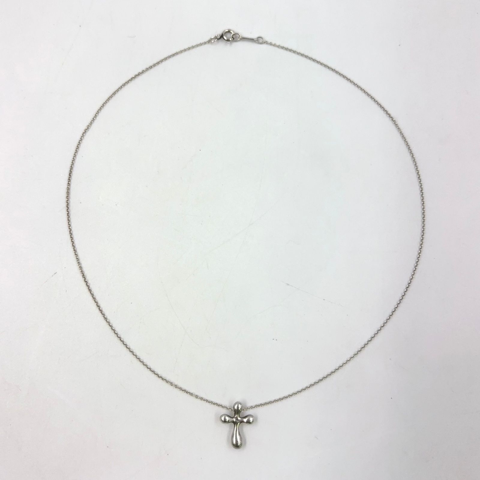 TIFFANY & Co. スモールクロス SV925 シルバー ネックレス - メルカリ