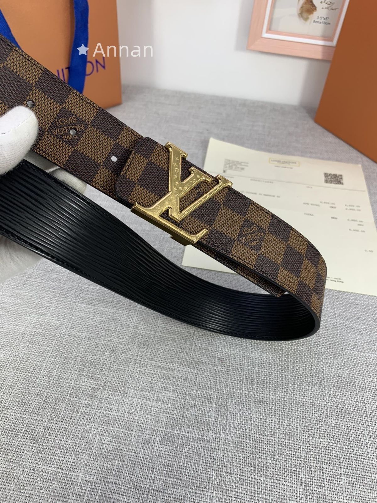 LV ルイヴィトン　ベルト　最終値下げ❗️ 様々なパンツに合わせやすい♪】LVベルト・LV ピラミッド40MM (Louis