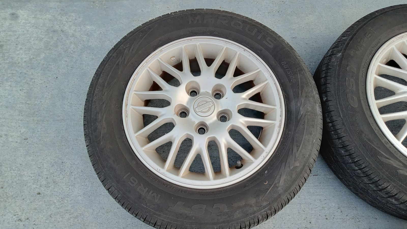 日産純正ホイールタイヤセット 195/65R15 No.126 - メルカリ