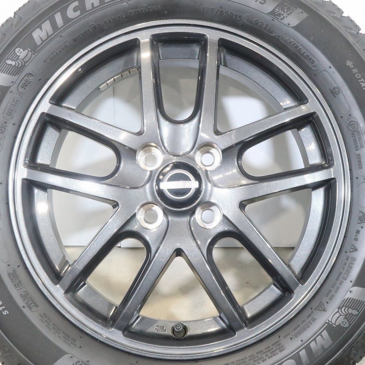 4本 日産 純正 ノート E13系 15インチ ホイール 5.5J +50 4H PCD100 4本 日産 純正 ノート E13系 15インチ ホイール 5.5J +50 4H PCD100