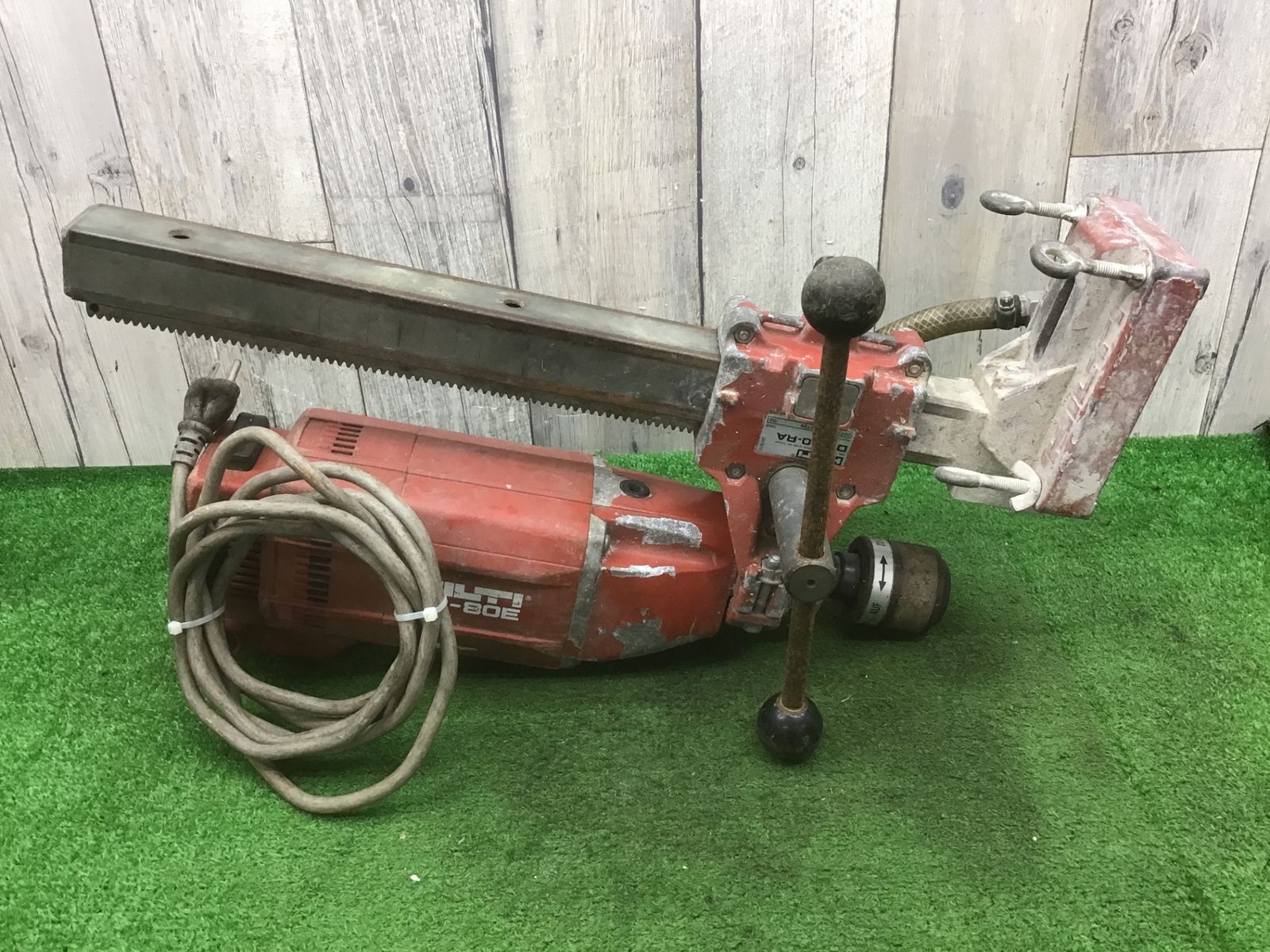 【ジャンク品】ヒルティHILTI コアドリル DD-80E 回転しない●アクトツール富山店●Y6