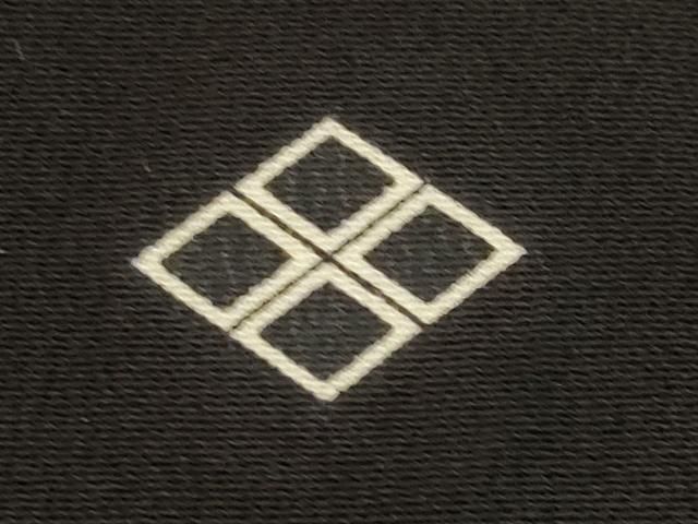 平和屋着物■豪華黒留袖　刺繍　松竹梅孔雀文　金彩　正絹　逸品　AABI0240st 平和屋着物□豪華黒留袖 刺繍 松竹梅孔雀文 金彩 正絹 逸品 AABI0240st