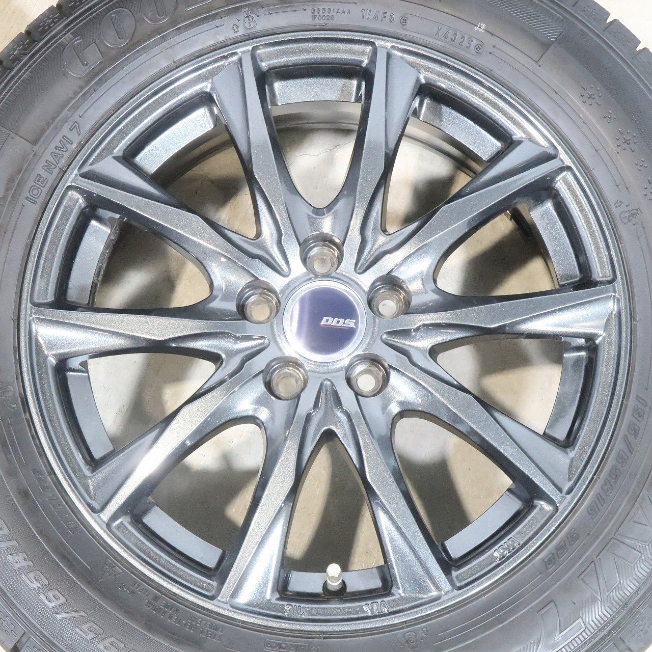 ライズ　ロッキー　ハイブリッド　グッドイヤー　195/65R16 スタッドレス　5穴　ライズ　ハイブリッド 楽天市場】【新品】ライズ/ロッキー（ハイブリッド） スタッドレス