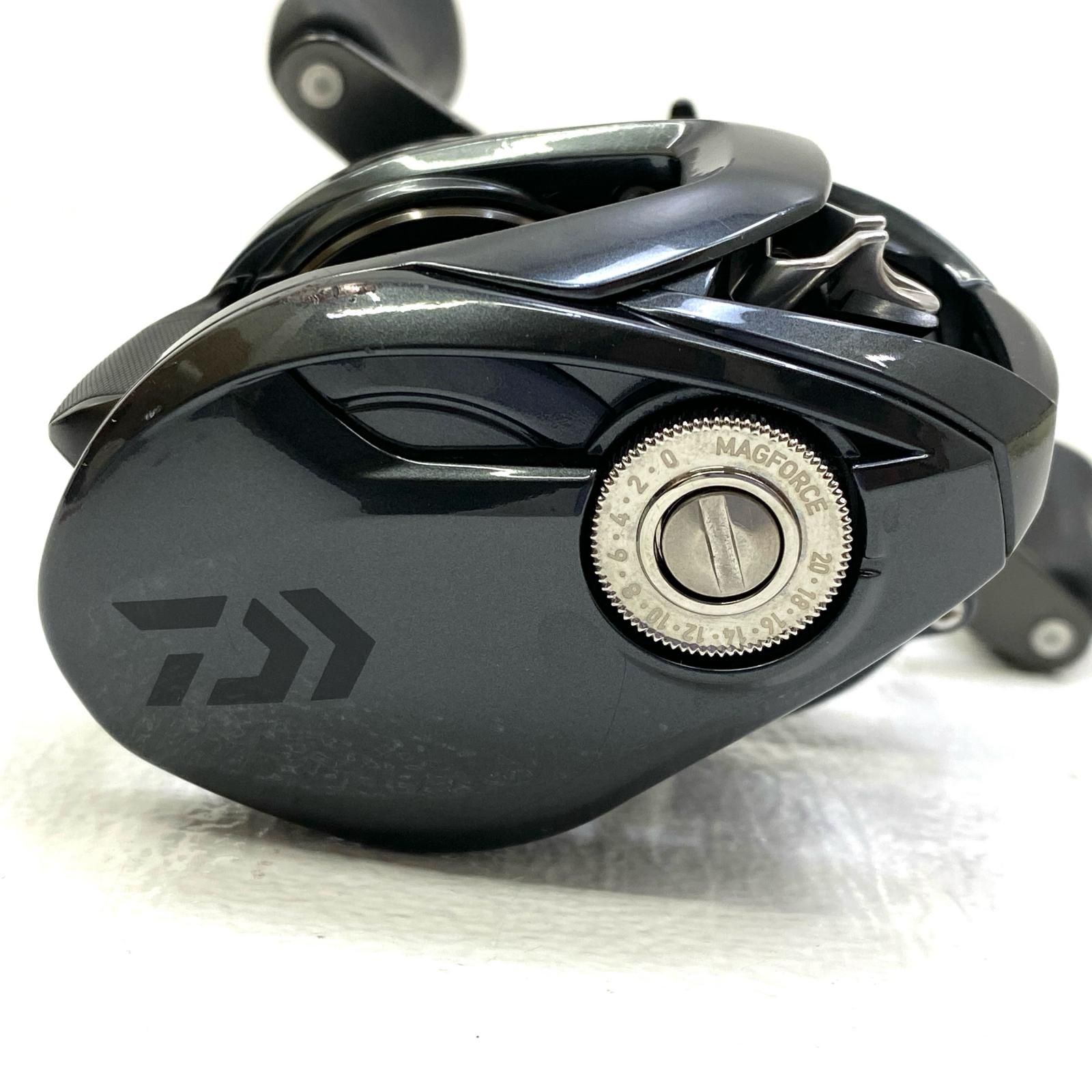 DAIWA ダイワ TATULA300 ベイトリール 左巻き 本体のみ 中古 楽天市場】□□【中古】DAIWA ダイワ 21 タトゥーラ TW 300XHL 左巻き