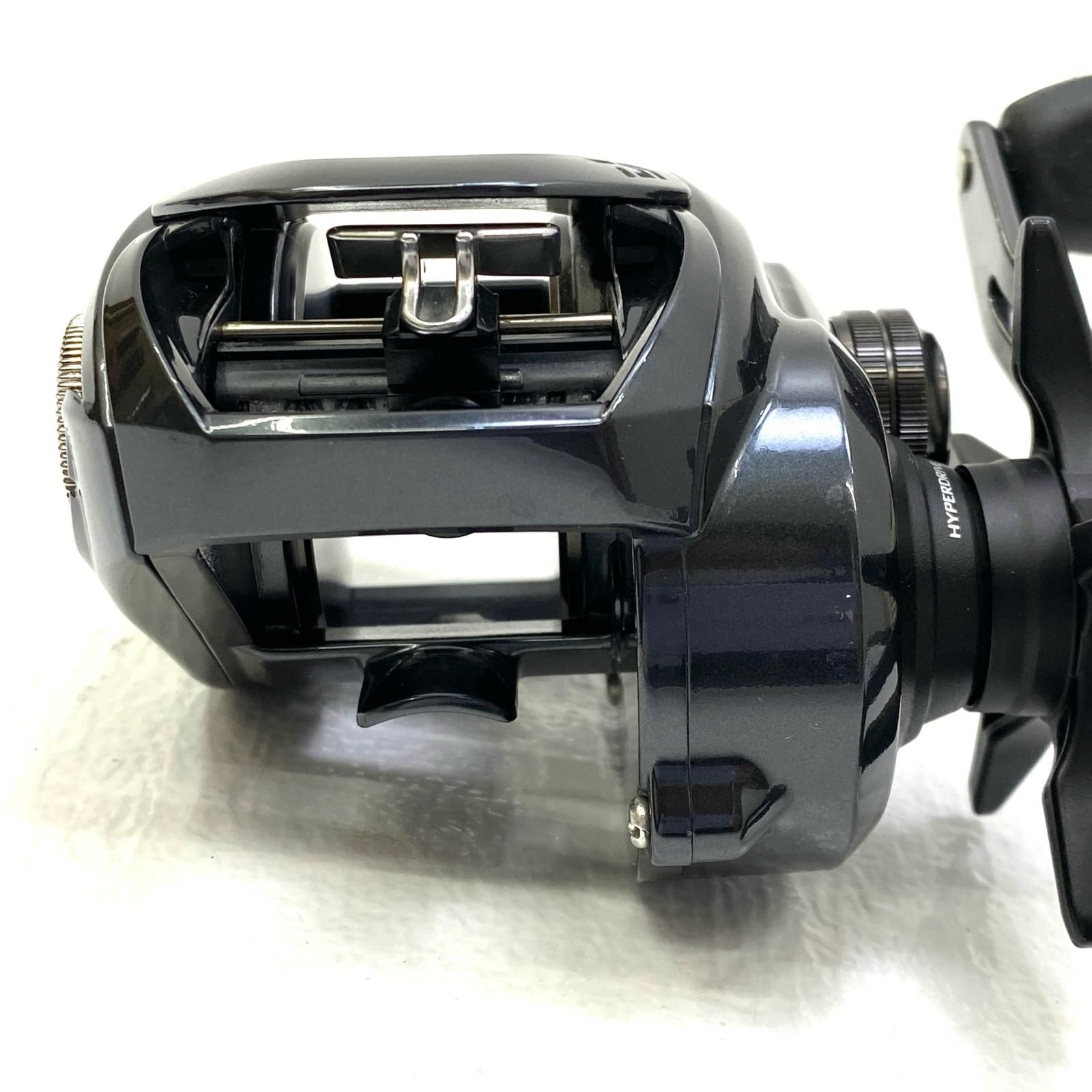 DAIWA ダイワ TATULA300 ベイトリール 左巻き 本体のみ 中古 楽天市場】□□【中古】DAIWA ダイワ 21 タトゥーラ TW 300XHL 左巻き