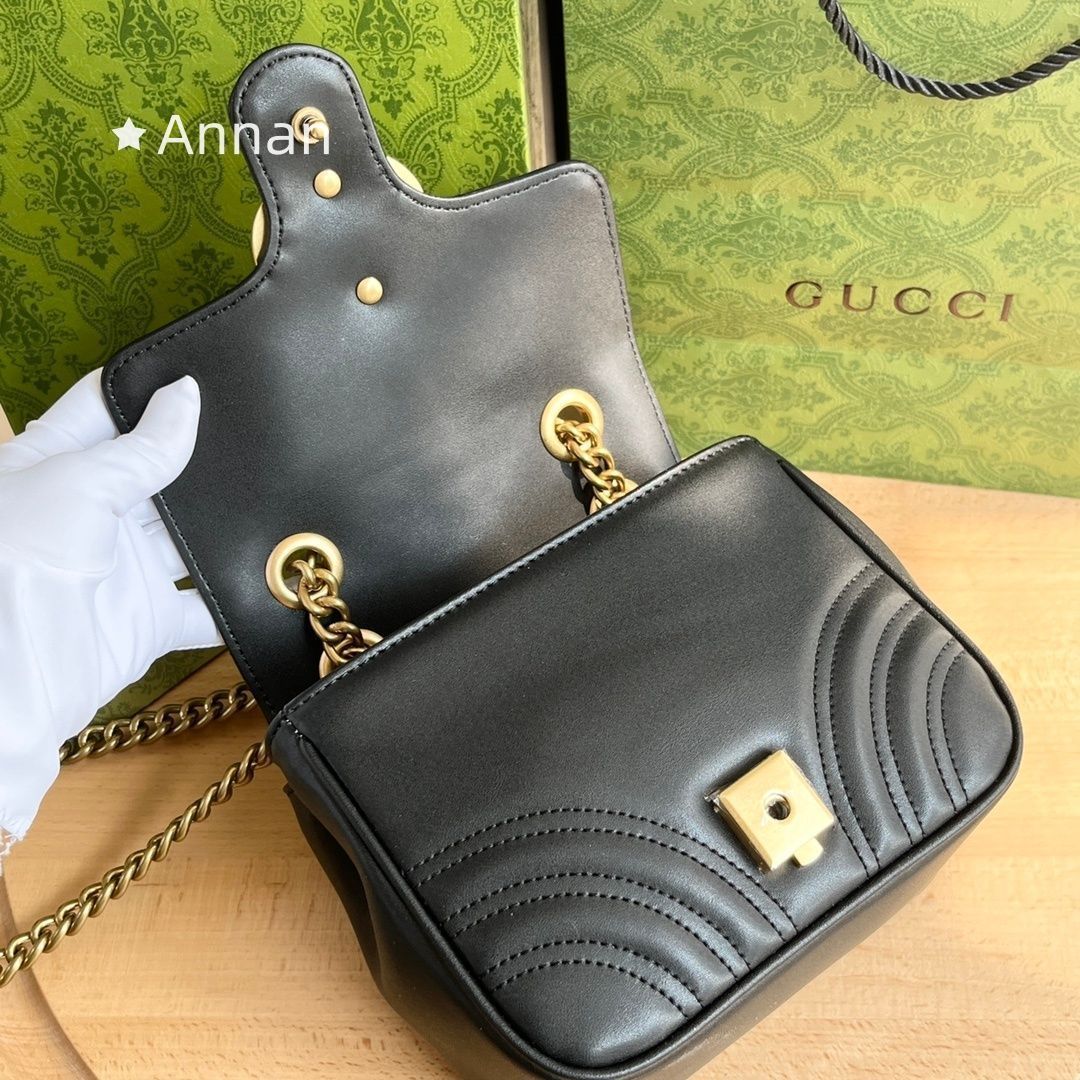 極美品】【希少】GUCCI グッチ チェーンショルダーバッグ GGマーモント