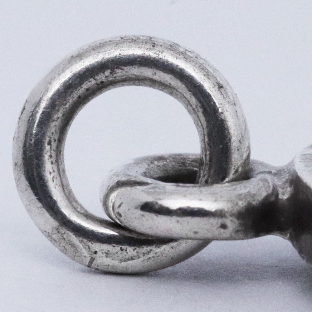 CHROME HEARTS オーバルエンジェルメダルチャーム V2 シルバー - メルカリ