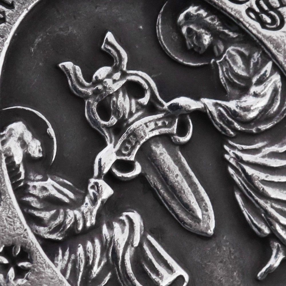 CHROME HEARTS オーバルエンジェルメダルチャーム V2 シルバー - メルカリ