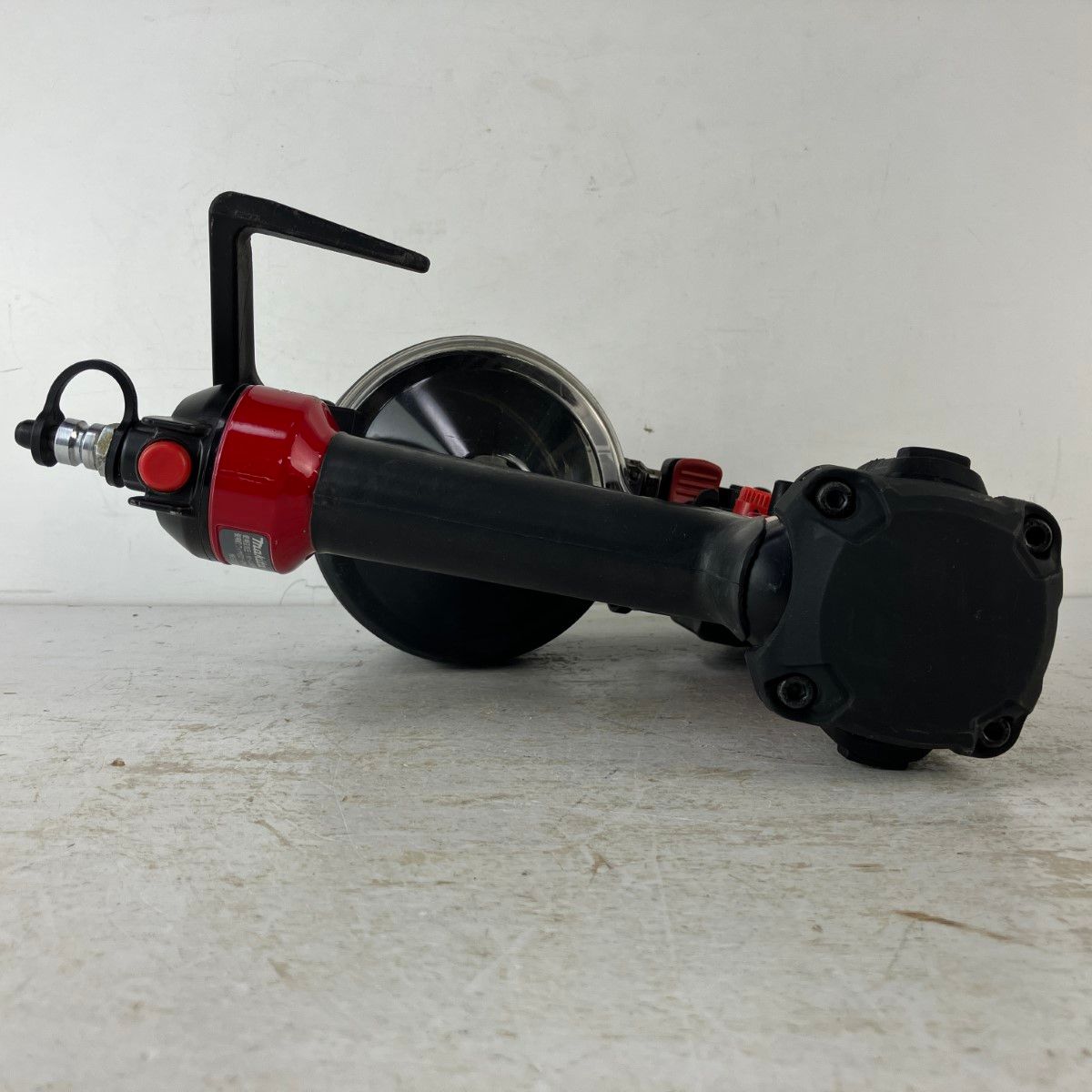 MAKITA マキタ 50mm 高圧 エア釘打機 ケース付 AN513H ブラック×レッド 
