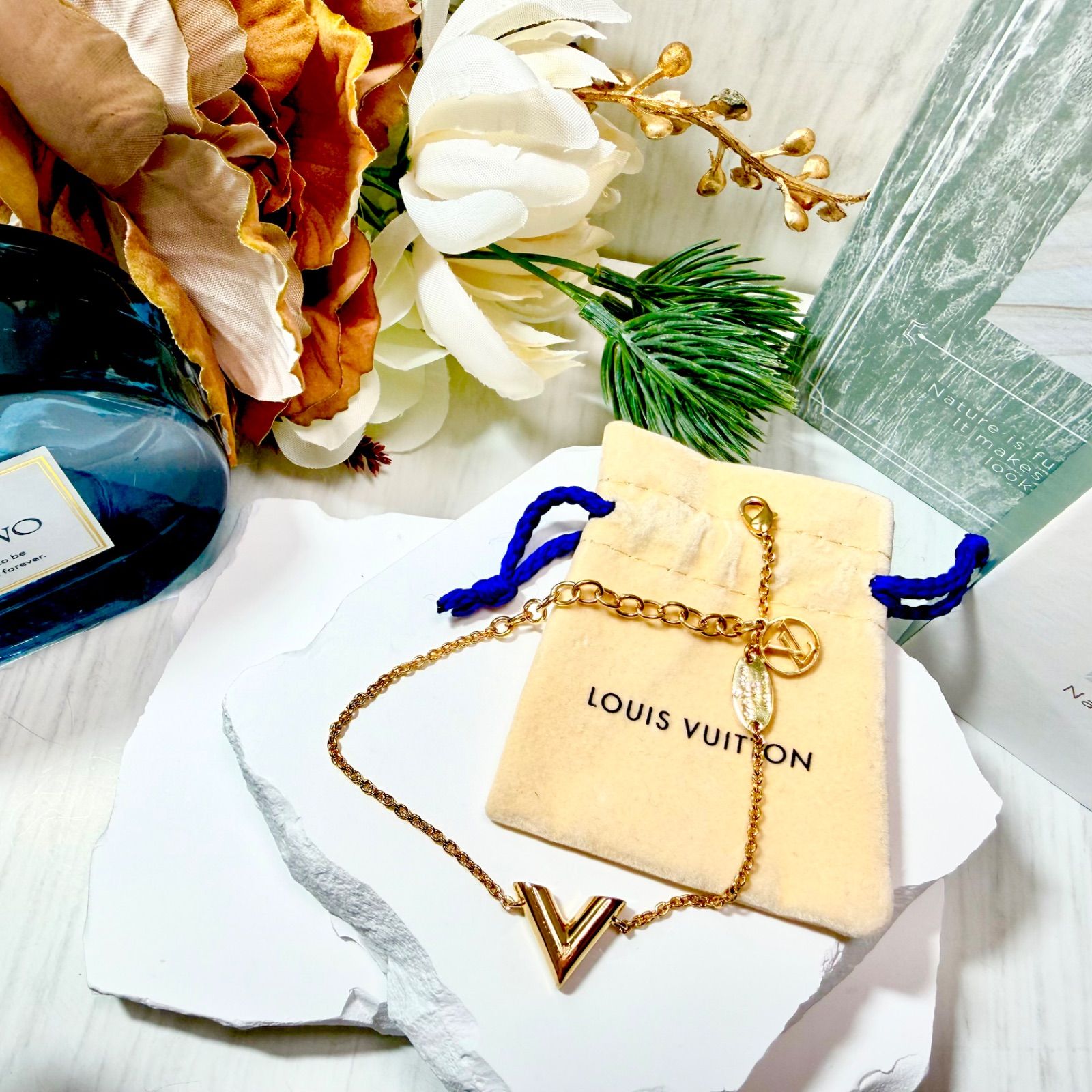 LOUIS VUITTON ルイヴィトン ブレスレット ゴールド 箱保存袋 LOUIS VUITTON ルイヴィトン エセンシャルV ゴールド ブレスレット