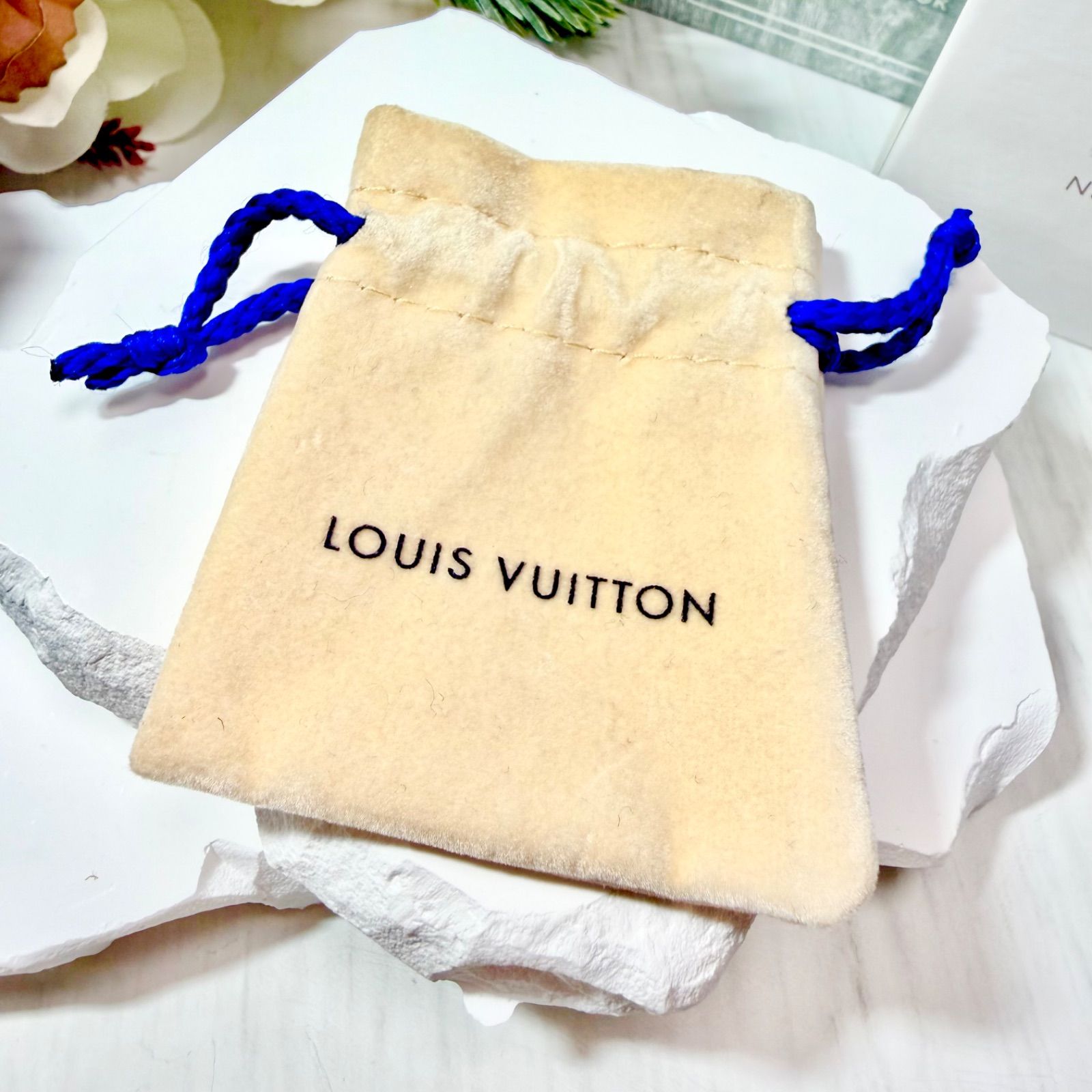 LOUIS VUITTON ルイヴィトン エセンシャルV ゴールド ブレスレット