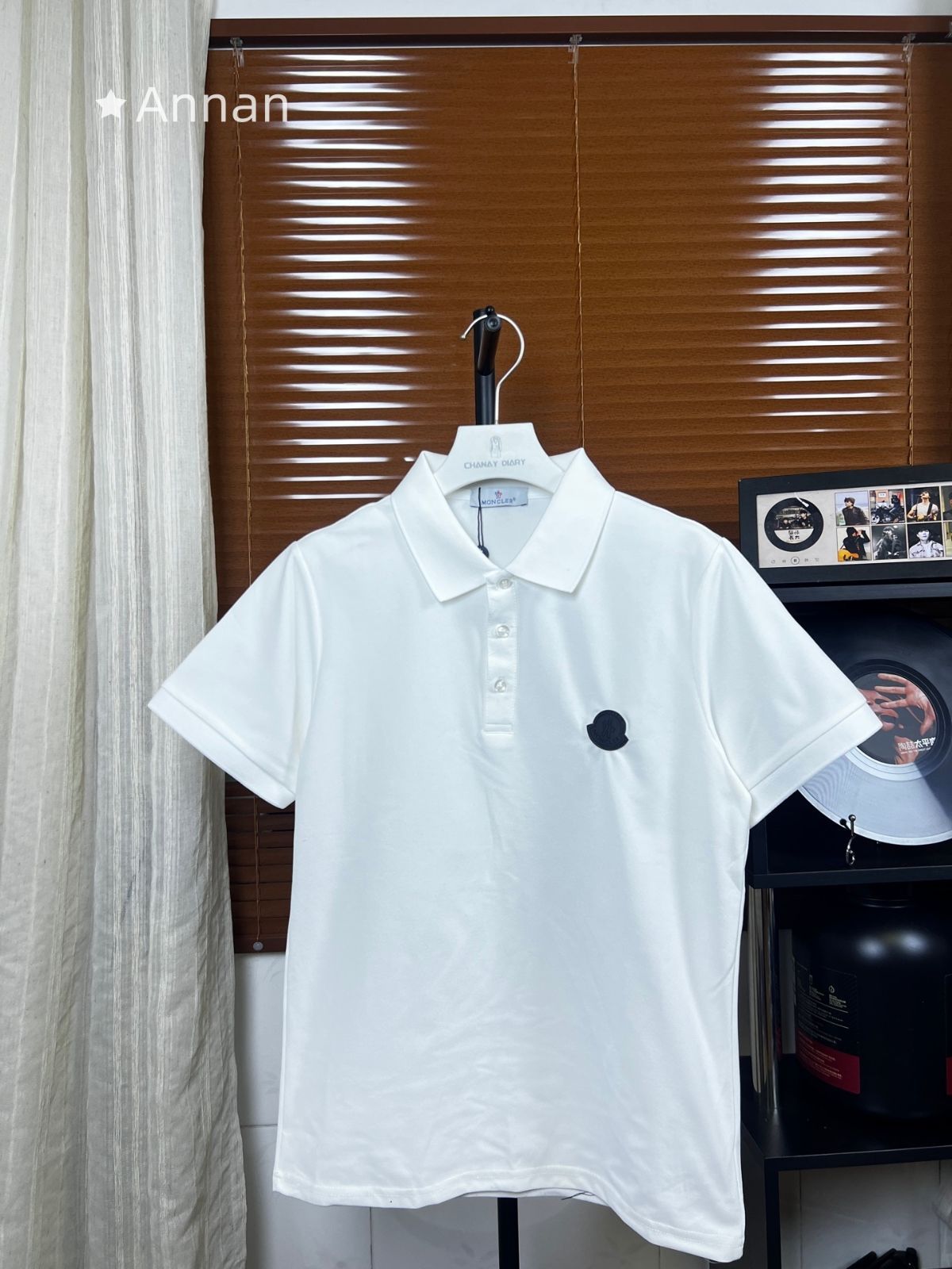 新品　未使用　Moncler ポロシャツ タグ付き 入手困難 新品 タグ付 MONCLER モンクレール ポロシャツ 半袖シャツ