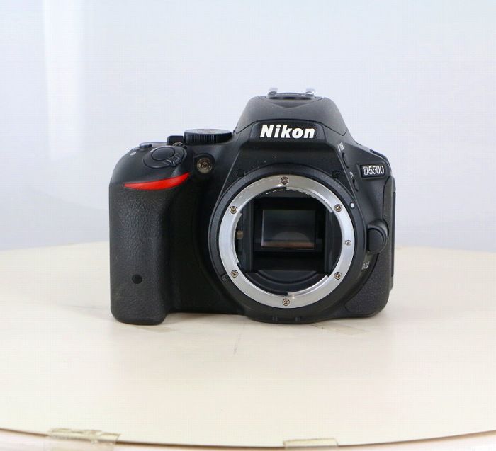 Nikon D5500 中古 中古：B(並品)】ニコン D5500 ボディ レッド | 2447500025603