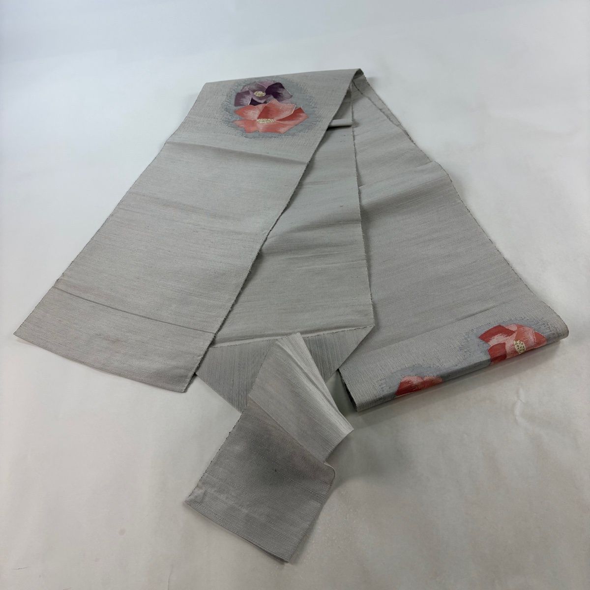 名古屋帯 優品 八寸名古屋帯 松葉仕立て 花 金糸 灰色 正絹 【中古