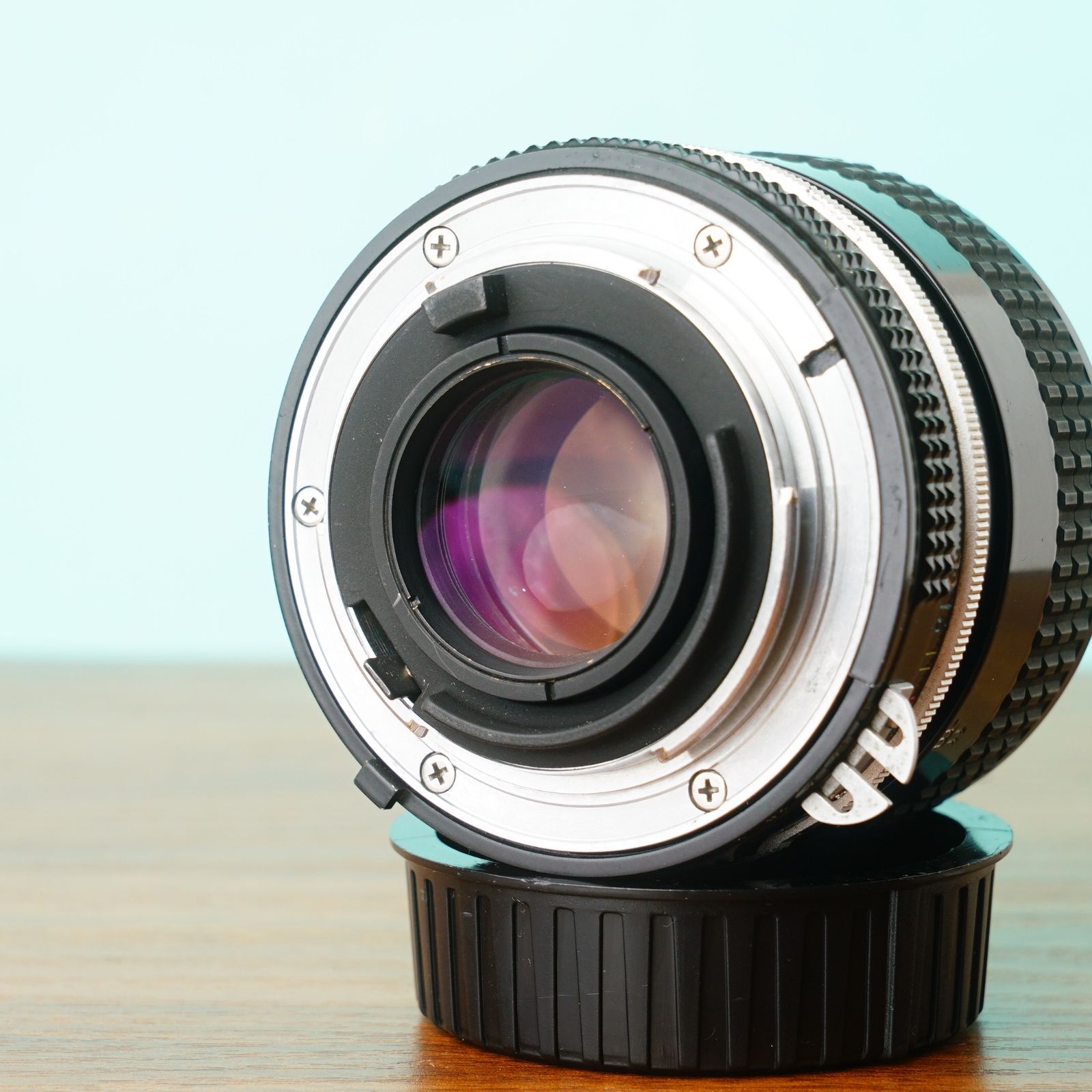 ニコン Ai Nikkor 35mm F2 オールドレンズ 純正レンズフード付き #330