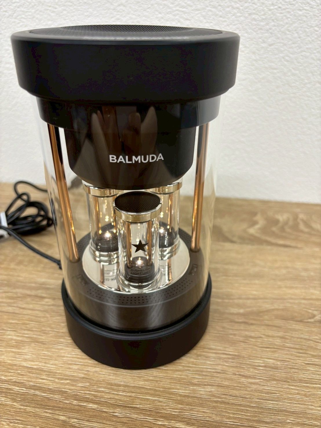 メルカリ便　バルミューダ　BALMUDA M01A-BK スピーカー BALMUDA バルミューダ The Speaker M01A-BK Bluetooth 動作確認済