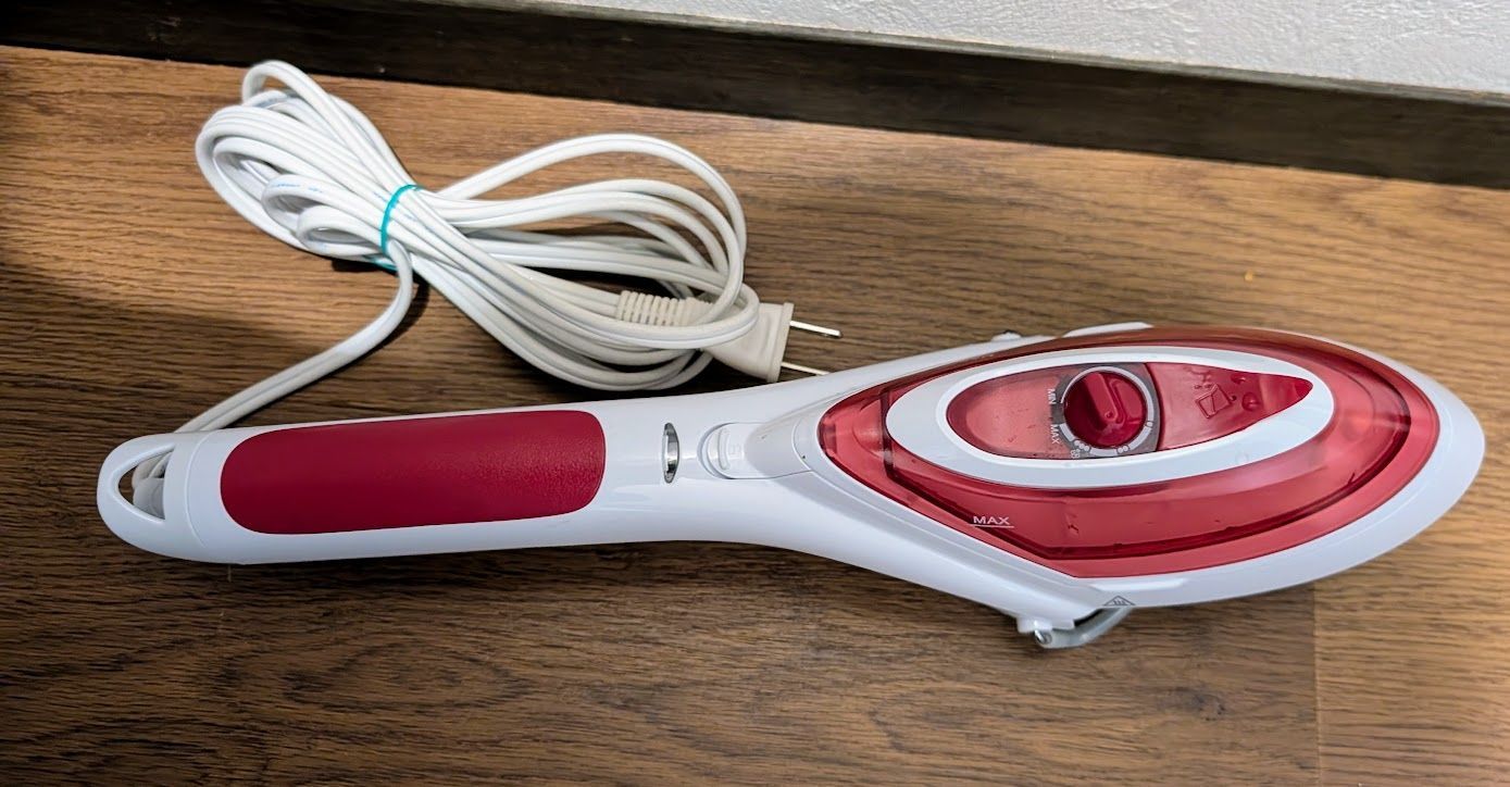 アイロン　T-fal ガーメントスチーマー ティファールの衣類スチーマーの賢い使い方 / T-fal - YouTube