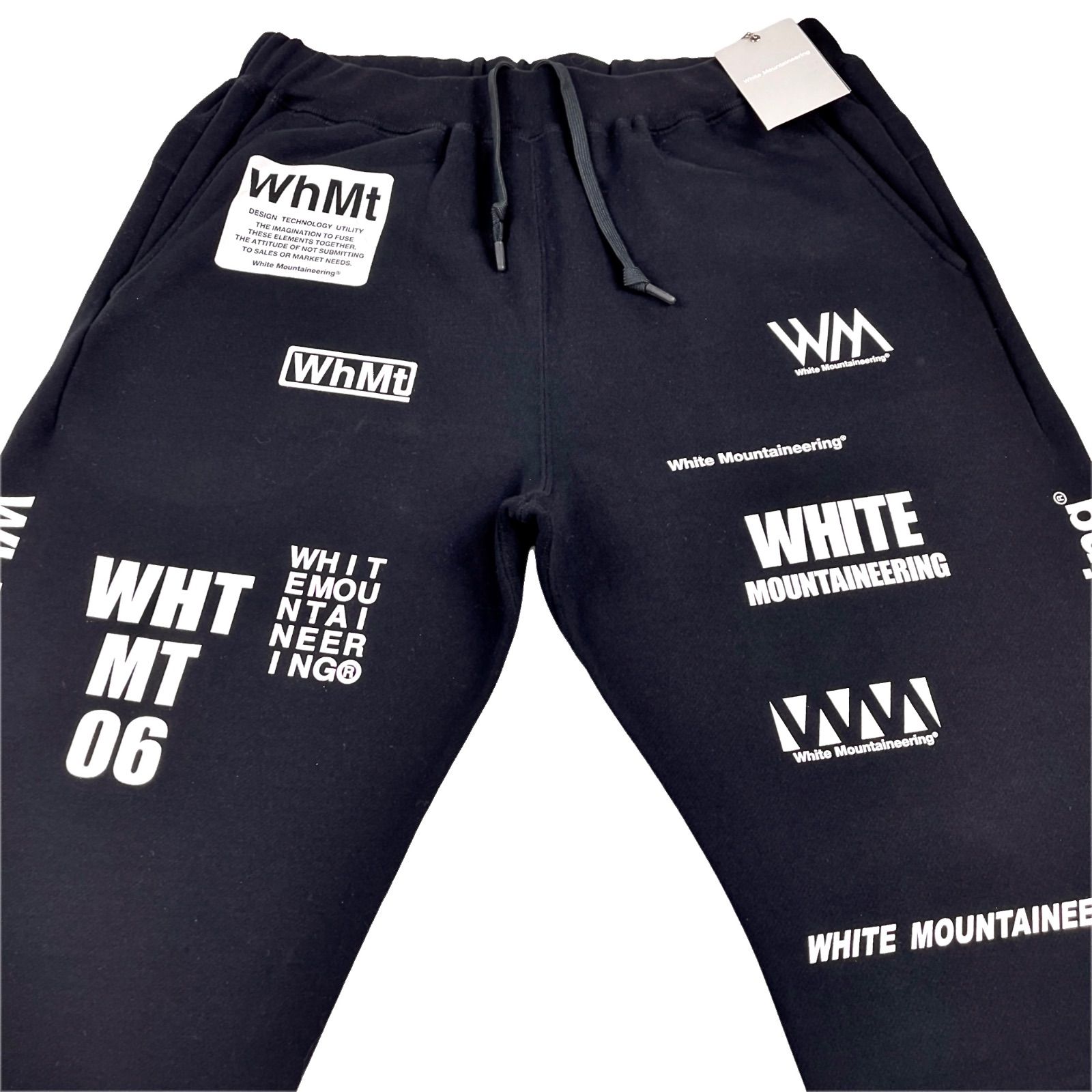 White Mountaineering ホワイトマウンテニアリング ブランドロゴ 