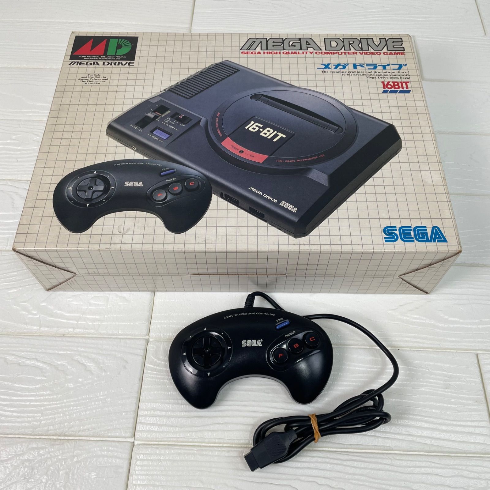 セガ メガCD1 箱説明書付き　動作品 動作品 メガドライブ メガCD2 説明書付属 MEGA-CD SEGA｜Yahoo!フリマ