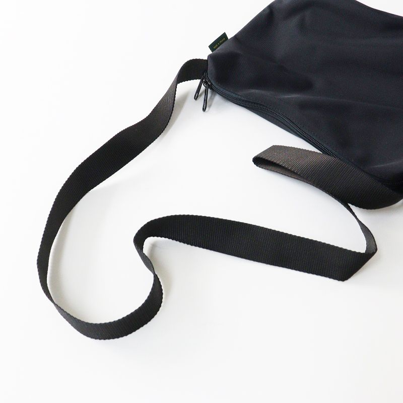 美品　エルベシャプリエ 1752N ナイロンスクエアショルダーバッグ エルベシャプリエ Herve Chapelier 1752N (ナイロンスクエアショルダー
