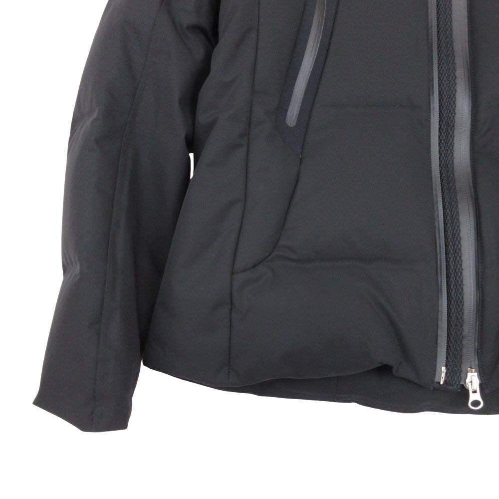 美品 DESCENTE デサント オルテライン 水沢ダウン マウンテニア ダウン