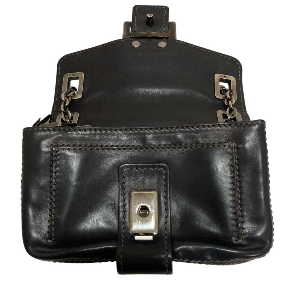 美品 Roger Vivier ロジェヴィヴィエ スクエアバックル レザー チェーンワンショルダーバッグ ブラック レディース 古着 中古 USED 良品 ROGER VIVIER ロジェヴィヴィエ スクエアバックル レザー