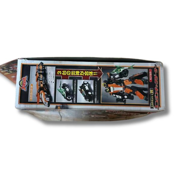 未使用 炎神合体シリーズ06 エンジンキャリゲーター DX 炎神戦隊
