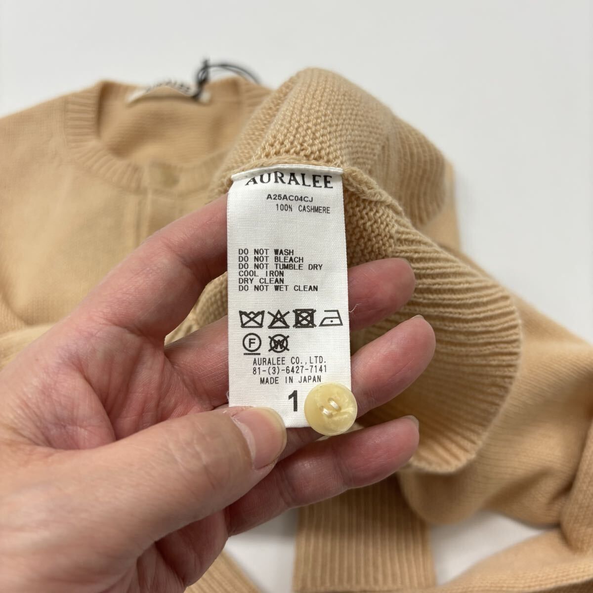 25aw 2025 極美品 AURALEE オーラリー LIGHT CASHMERE KNIT CREW-NECK 25aw 2025 極美品 AURALEE オーラリー LIGHT CASHMERE KNIT CREW-NECK