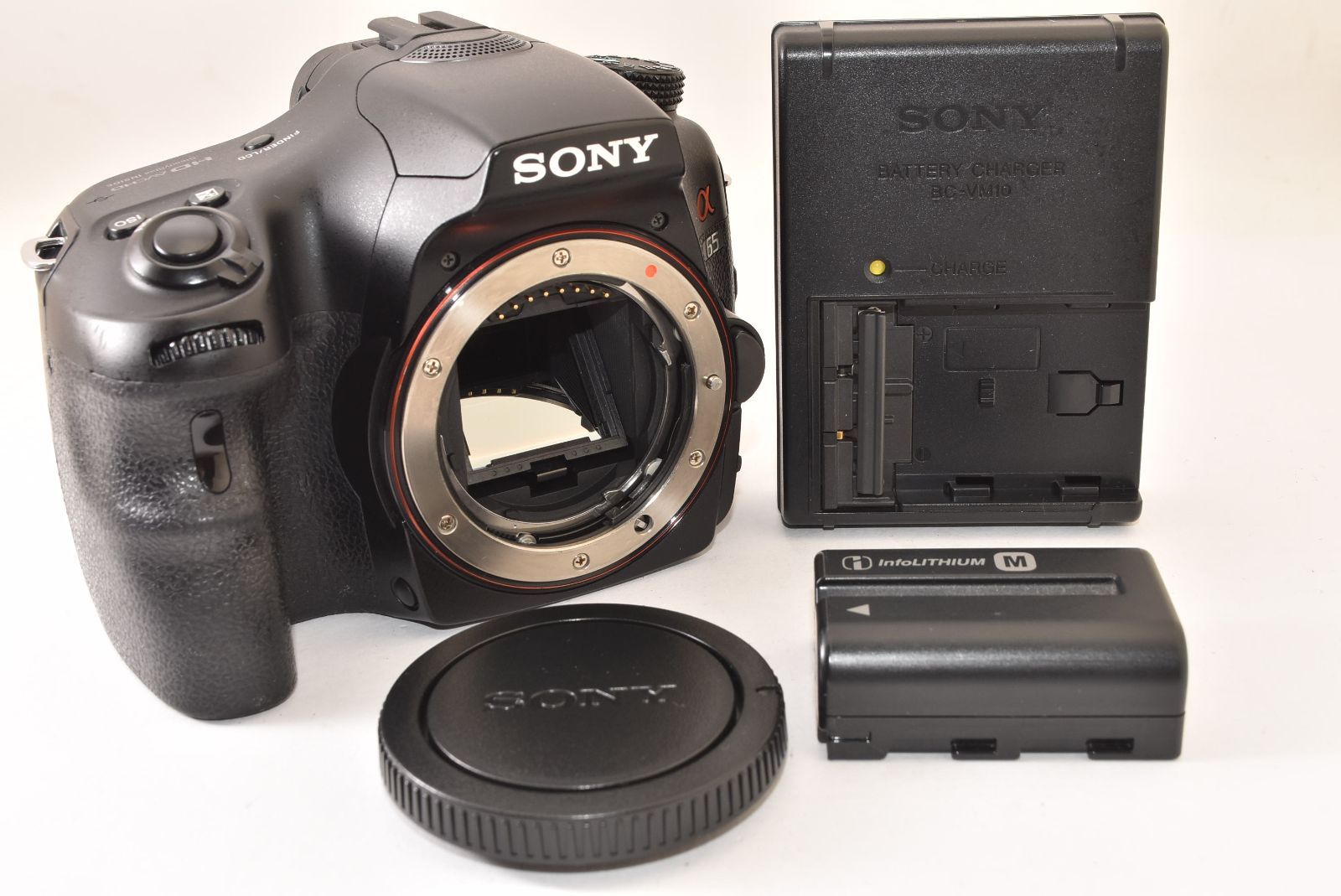 SONY ソニー α65 ボディ SLT-A65V デジタル一眼レフカメラ J2604072