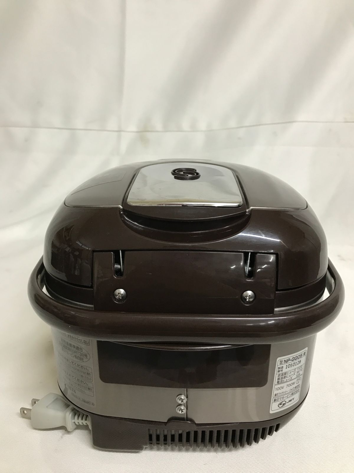 【北見市発】ZOJIRUSHI 象印 IH炊飯ジャー NP-GG05 2015年製 3合炊き ステンレスブラウン(E4211anxGMY) 北見市発】ZOJIRUSHI 象印 IH炊飯ジャー NP-GG05 2015年製 3合炊き