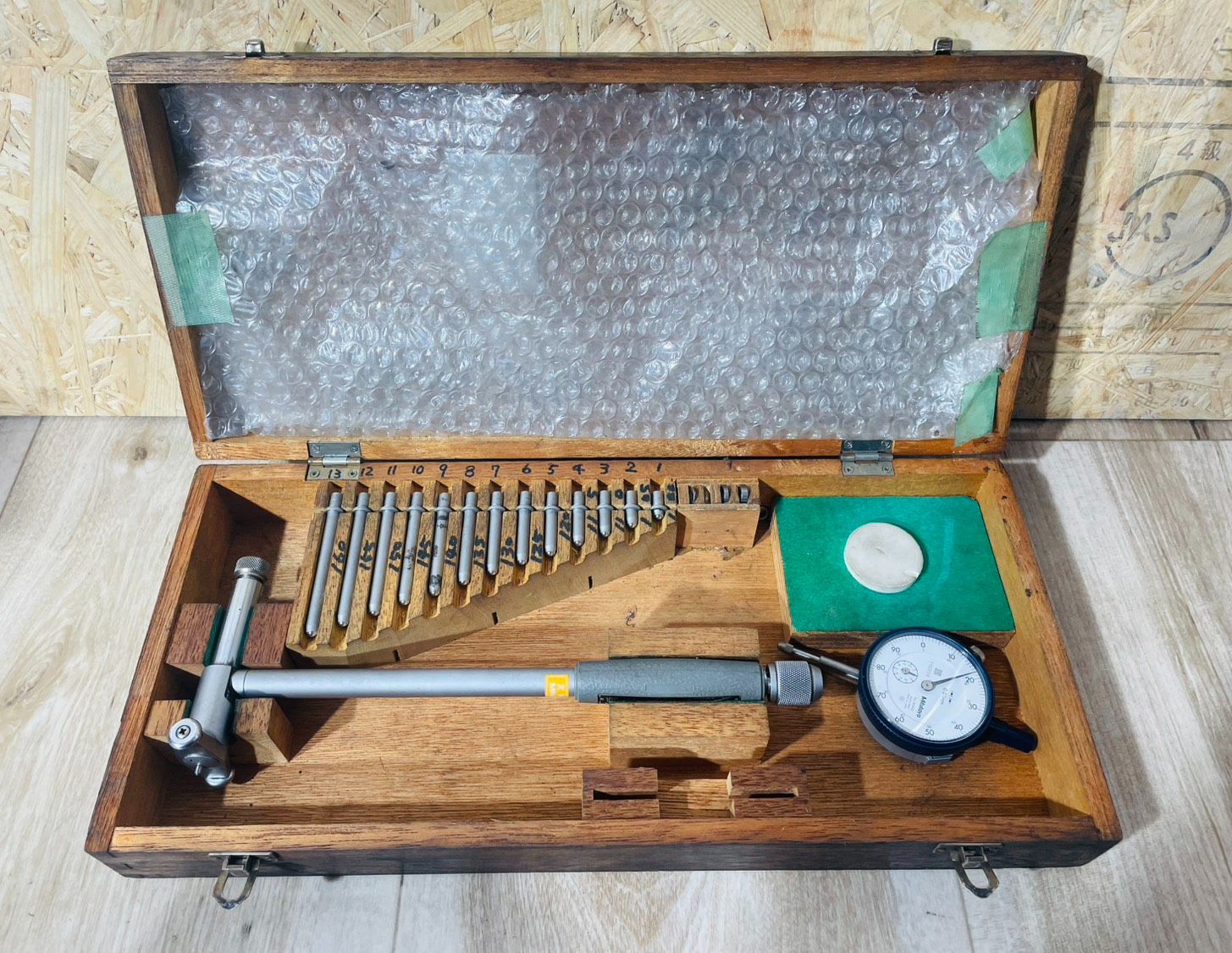 ⁜ MITUTOYO 製 シリンダゲージ 100-160mm ⁜