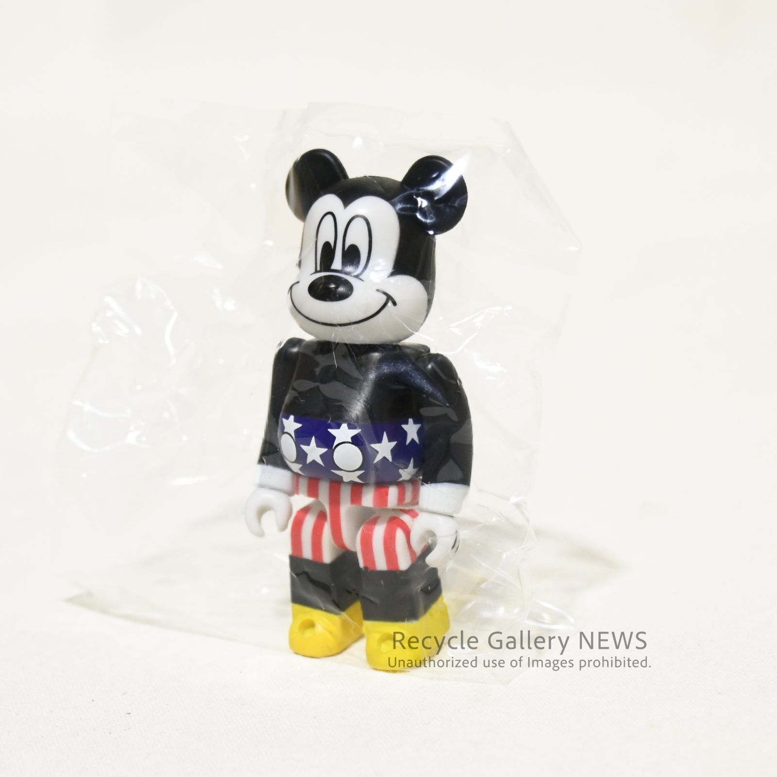 ○ BE@RBRICK MICKEY MOUSE（USA Ver.）/（SUIT Ver.）JOYRICH Disney 