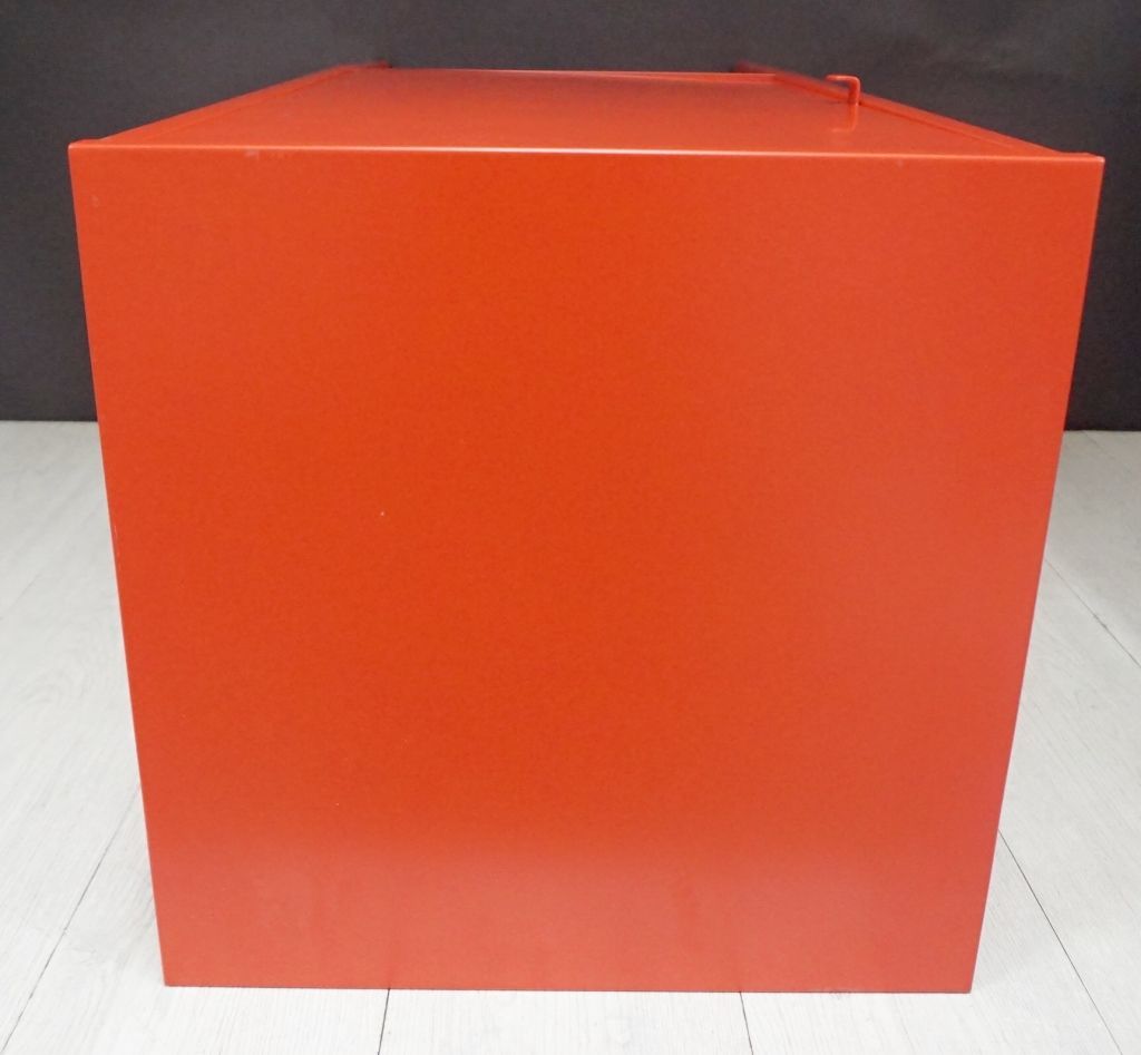 廃番カラー】イケア LIXHULT リックスフルト キャビネット 35x60 cm 赤