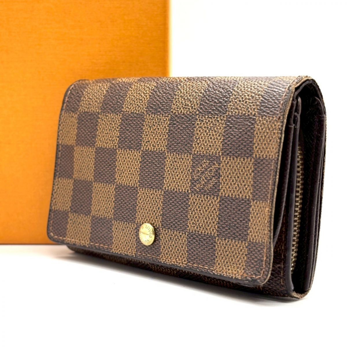 整う手元の余白】 LOUIS VUITTON 二つ折り財布 ダミエ ポルトモネビエ