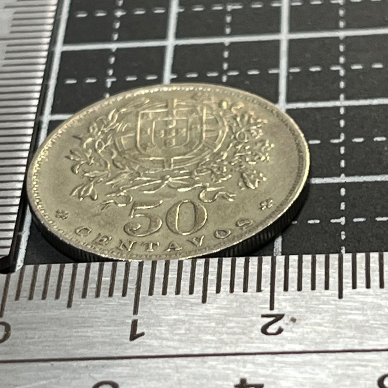 1965年50センターボ　硬貨　古銭　 古銭】1965年 ポルトガル 50センターボ白銅貨 自由の女神と国章