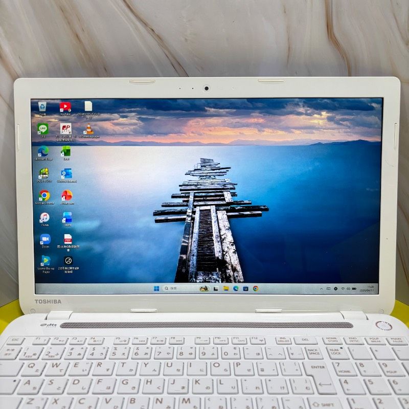 美品dynabook Core i7 SSD Win11 Office - メルカリ