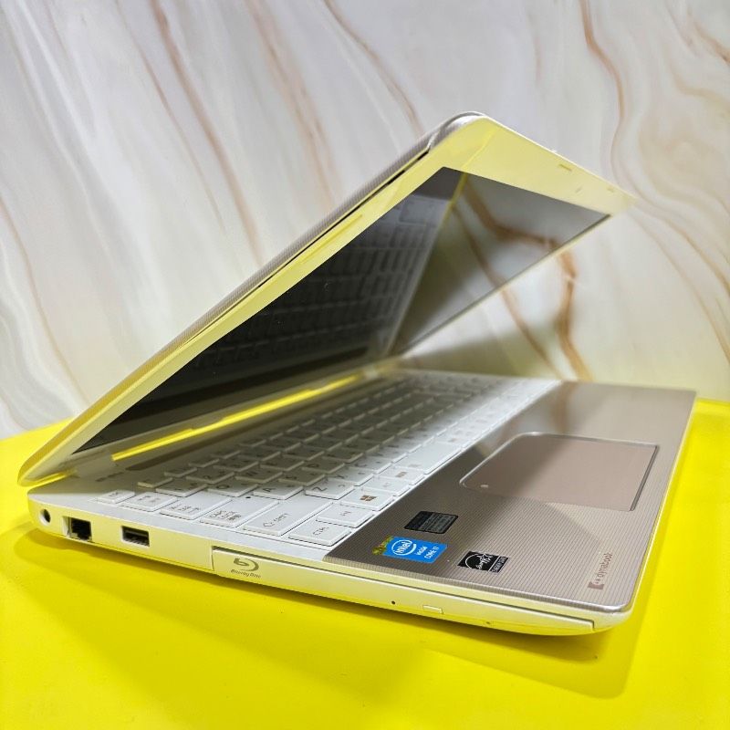 美品dynabook Core i7 SSD Win11 Office - メルカリ