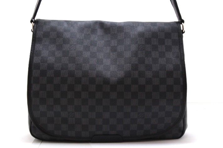 ルイヴィトン N58033 ショルダーバッグ ブラック  LOUIS VUITTON ダニエルGM ダミエグラフィット ルイヴィトン ダミエ グラフィット ダニエルGM N58033 SP4120