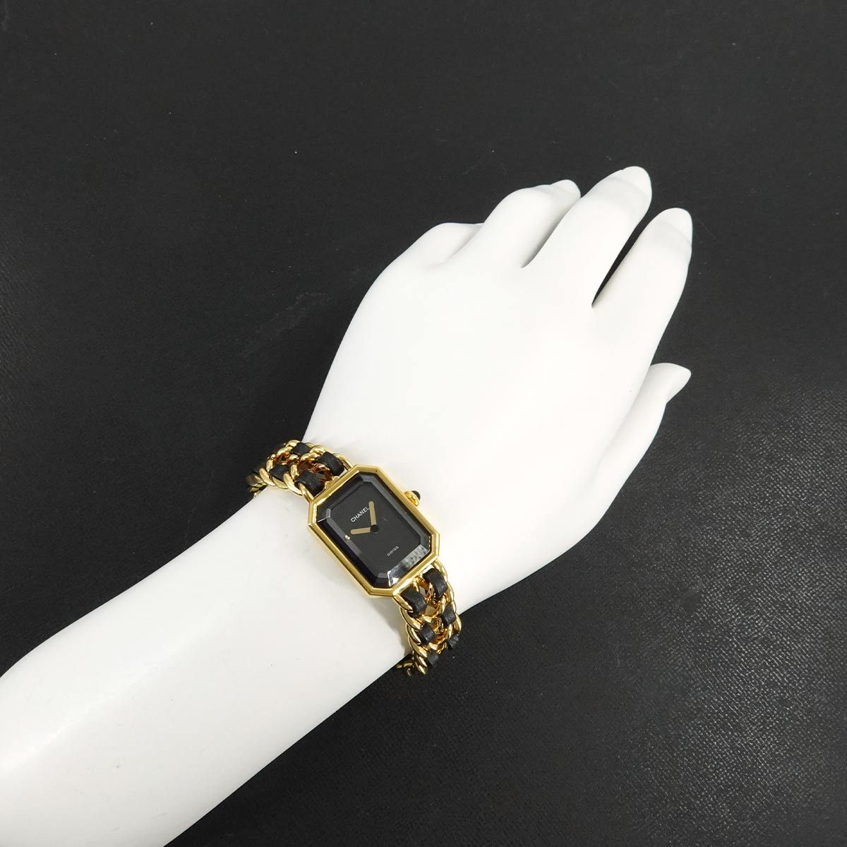 シャネル CHANEL プルミエール Lサイズ H0001 ヴィンテージ レディース 腕時計 ブラック ゴールド ウォッチ Premiere 90321438 シャネル CHANEL プルミエール Lサイズ H0001 ヴィンテージ レディース