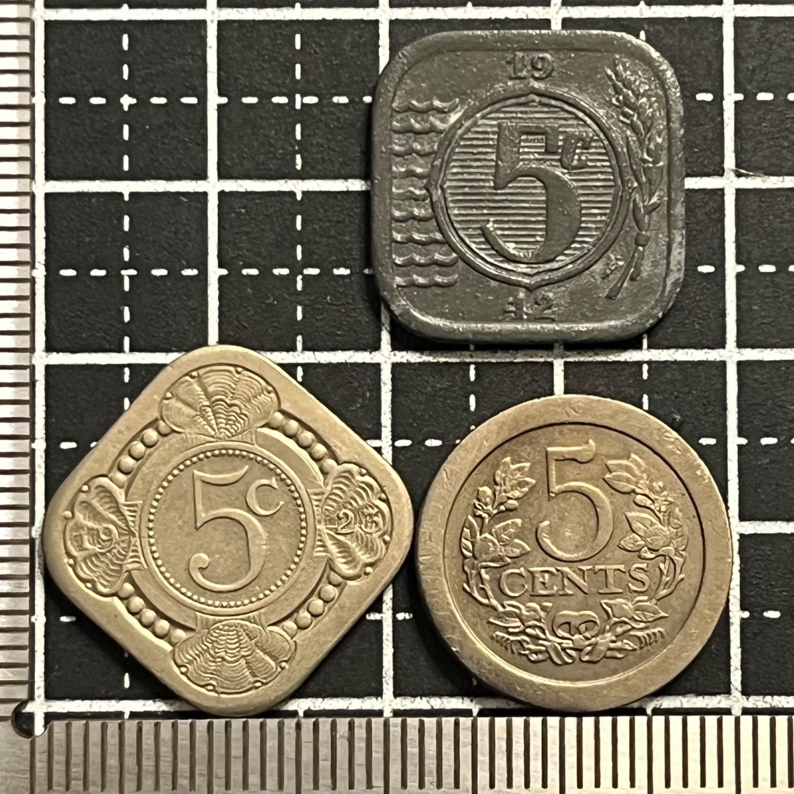 古銭まとめ】オランダ 5セント 3枚セット 1907年丸型＋黄銅四角型