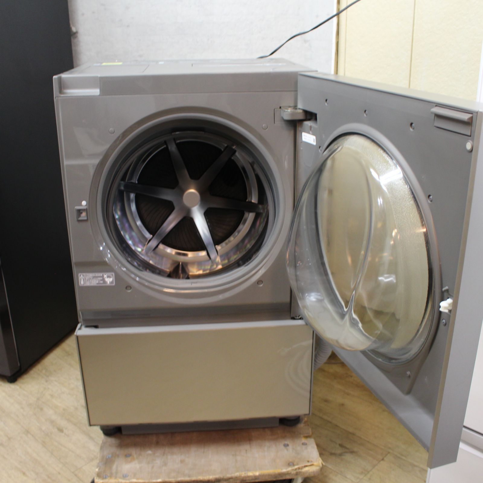 006)パナソニック ななめドラム式洗濯機 Cuble（キューブる） 洗濯