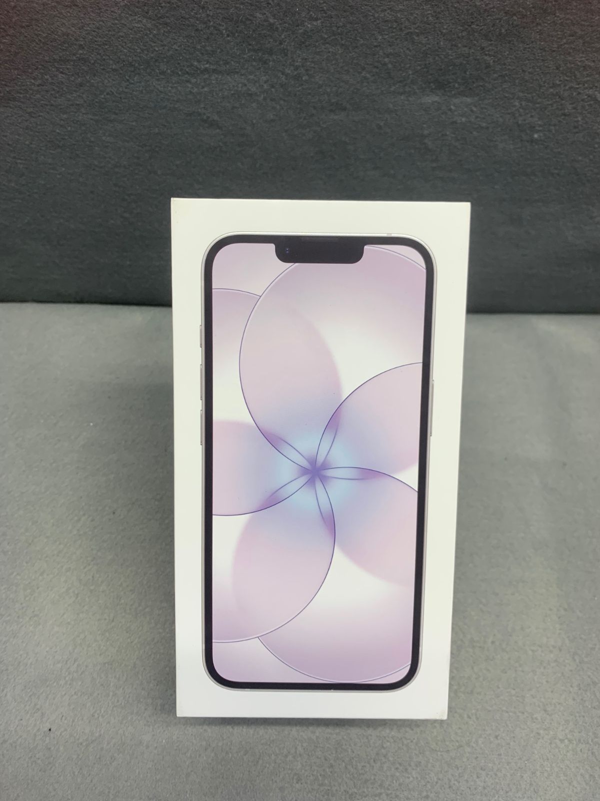 iPhone17e 256GB ホワイト SIMフリー Appleストア版 - メルカリ