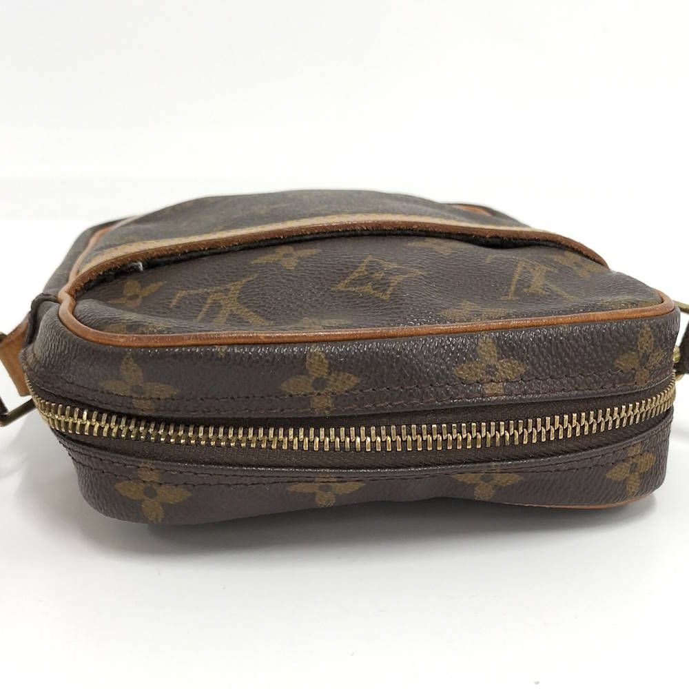 Buy from Japan Easily