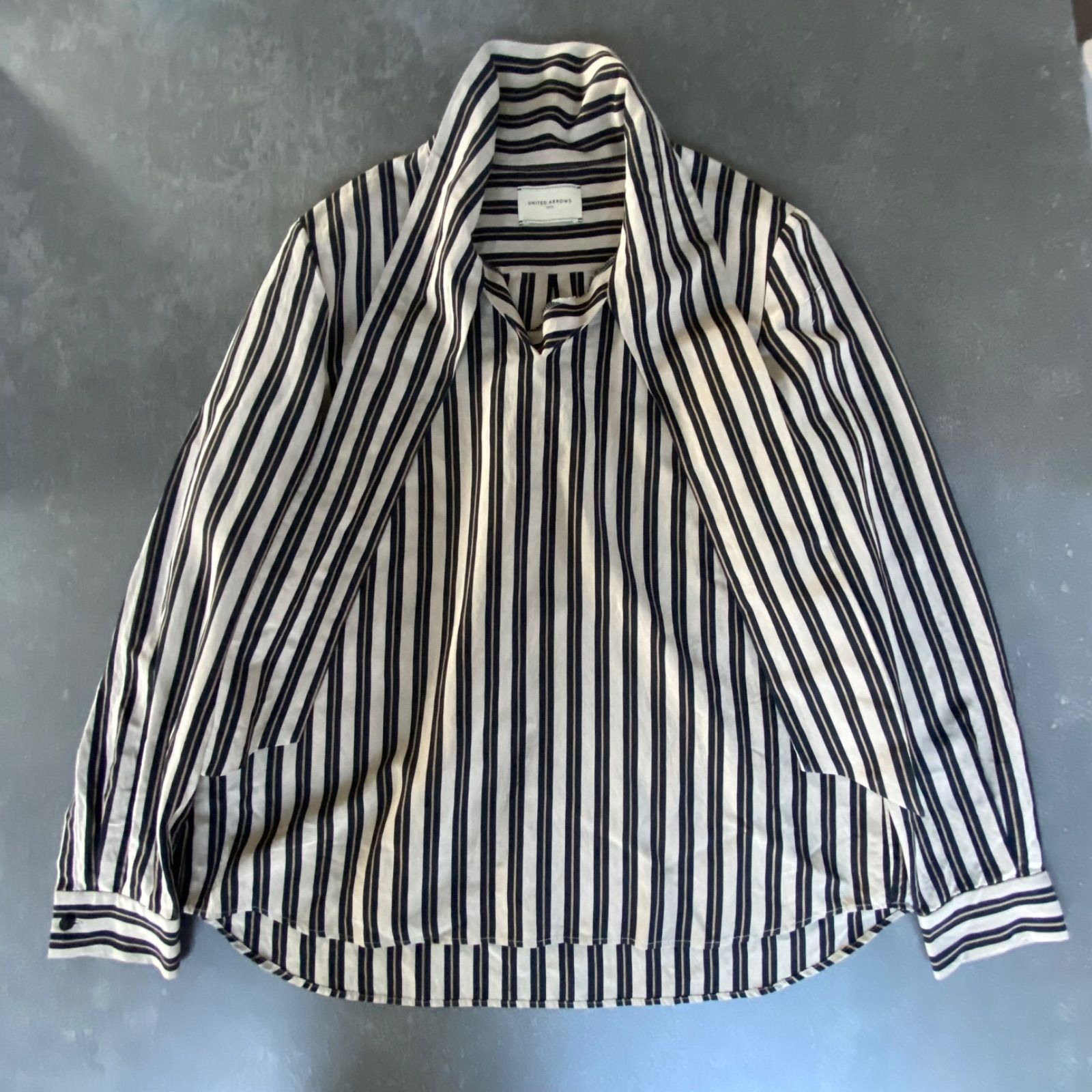 極美品⭐︎UNITED ARROWS ユナイテッドアローズ ボウタイリボン 