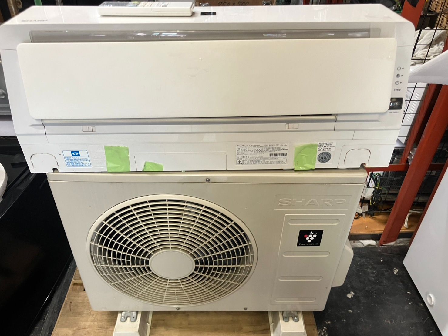 【中古】大阪引取限定　SHARP AY-H40H-W エアコン本体 2019年製【KSE1F106】 中古】大阪引取限定 SHARP AY-H40H-W エアコン本体 100V 12-14畳 2019