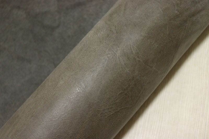 カーキ 120ds コンビヌメ革 牛革 国産 レザー オイルワックス加工 はぎれ 一枚革 レザークラフト 革 皮 本革 diy 生地 材料
