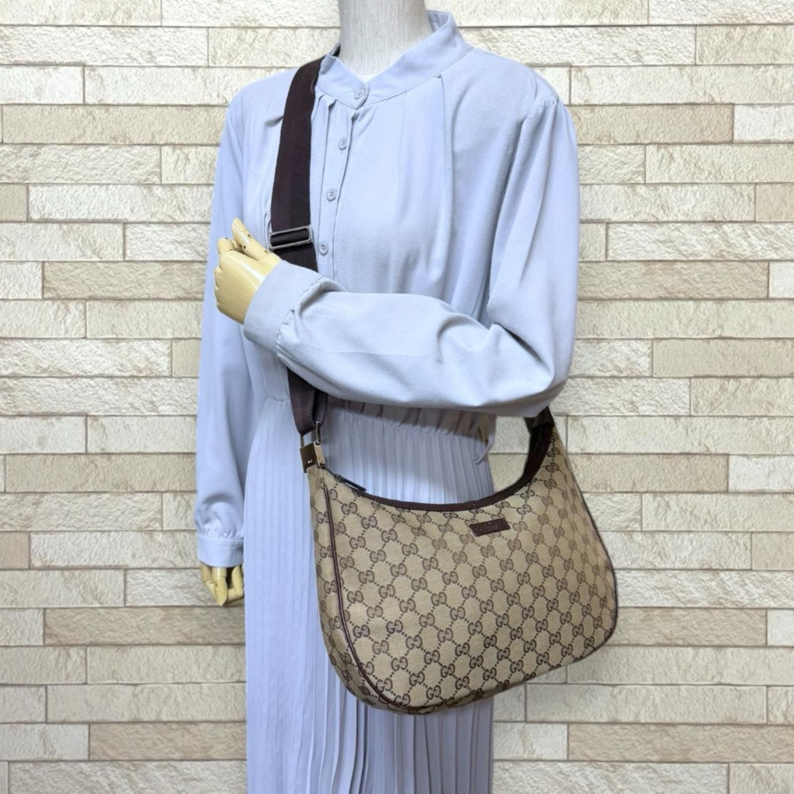 GUCCI ショルダーバッグ GGキャンバス キャンバス ベージュ 122790 GUCCI（グッチ） バッグ レディース ブランド ショルダーバッグ GG