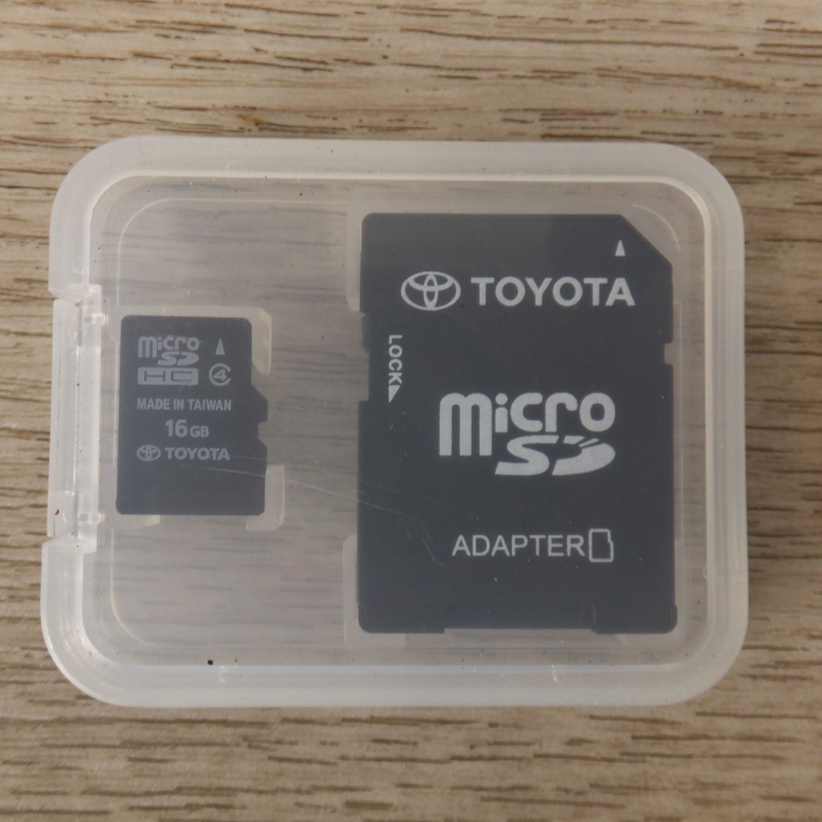 送料無料] ☆トヨタ TOYOTA 地図SDカード 08675-0AM35 16GB 対応機種